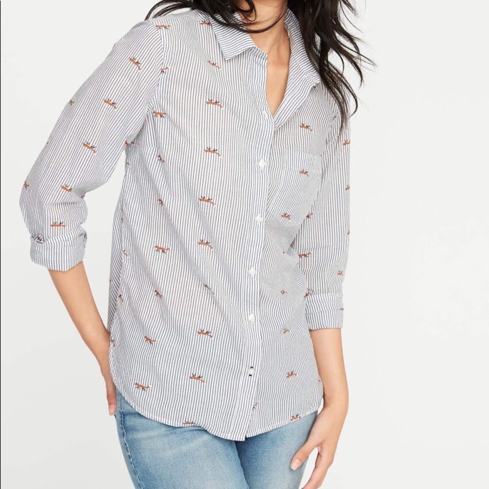 Adorable striped fox print shirt